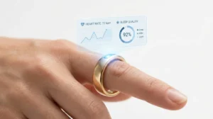 Smart ring wearable tracking sleep data at night